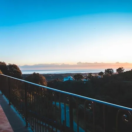 Eco Avec Vue Sur Chiatra