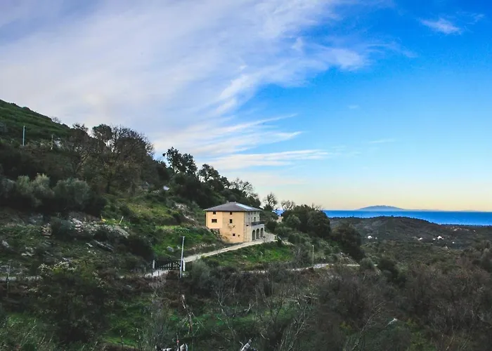 Eco Avec Vue Sur Prázdninový dům Chiatra